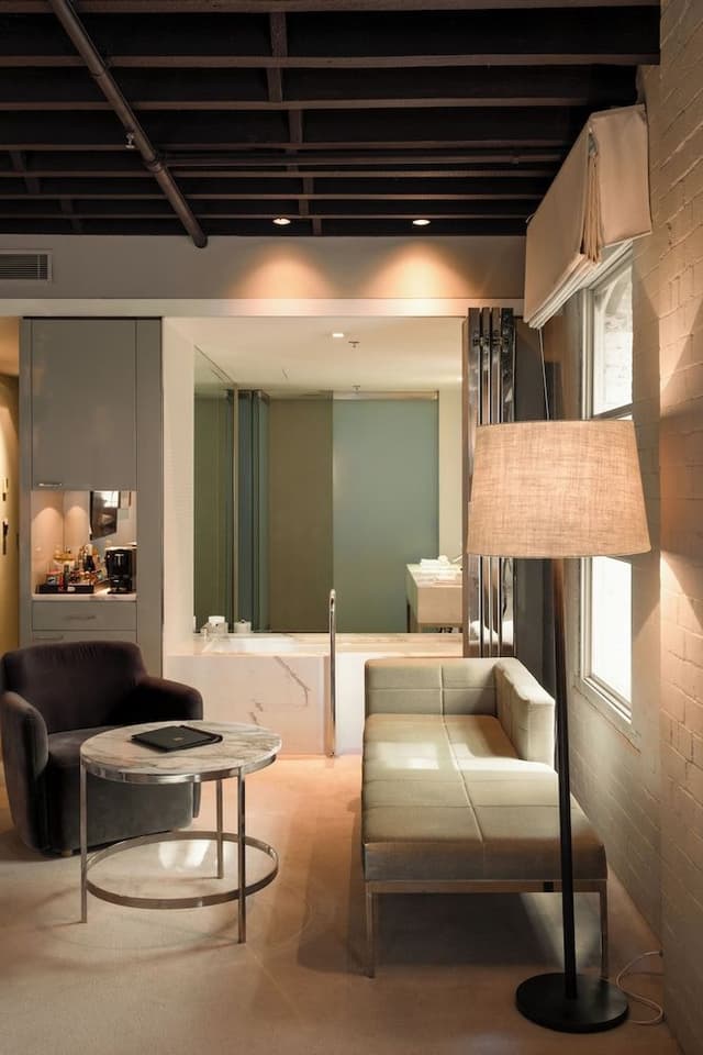 Establishment Room