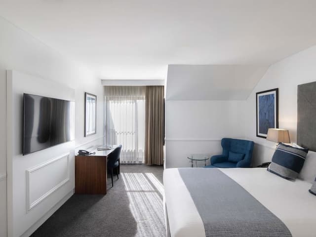 Superior Room, 1 Queen Bed