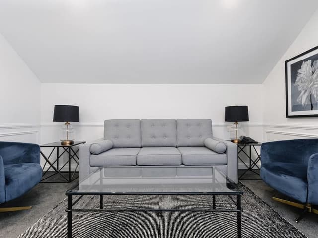 Suite (Lodge)