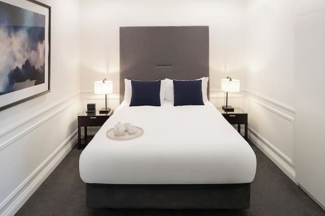 Suite (Lodge)