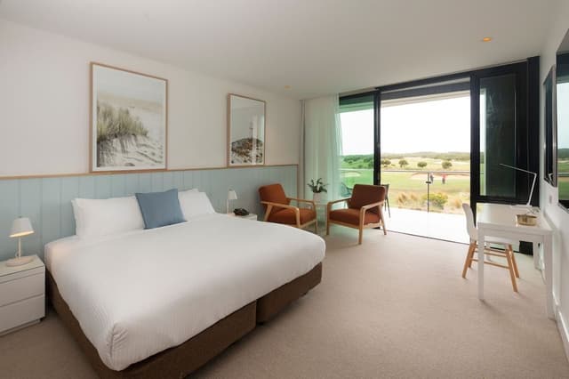 Golf View Junior Suite