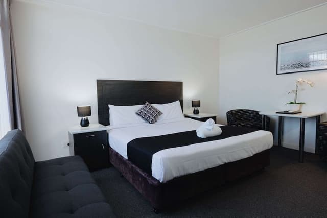 Deluxe Room, 1 King Bed