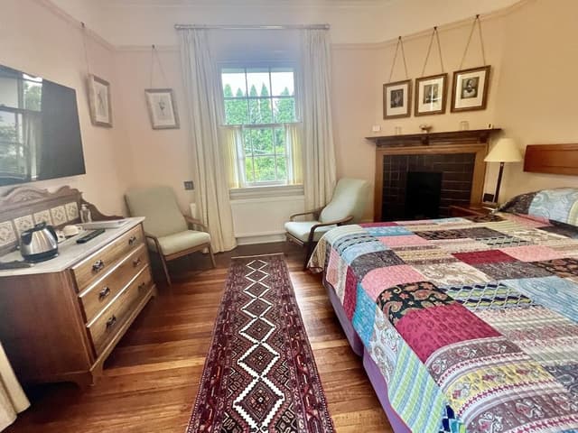Yengo Room