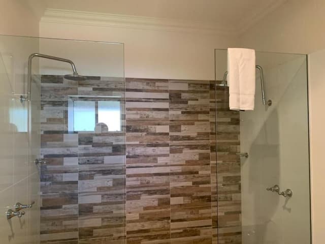 Two Bedroom Apartment with Spa Bath