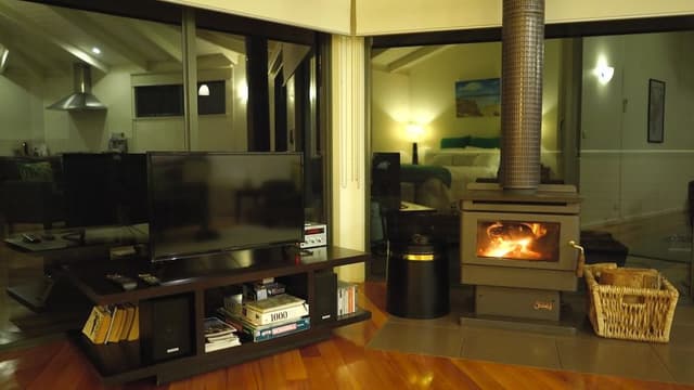 Luxury Studio Cottage