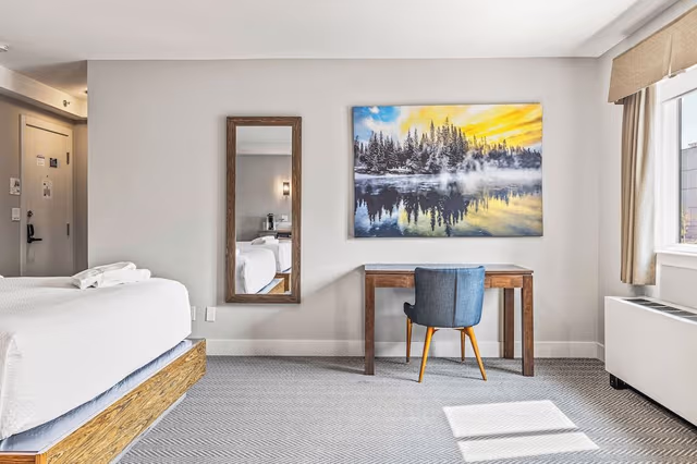 Deluxe Double King Room