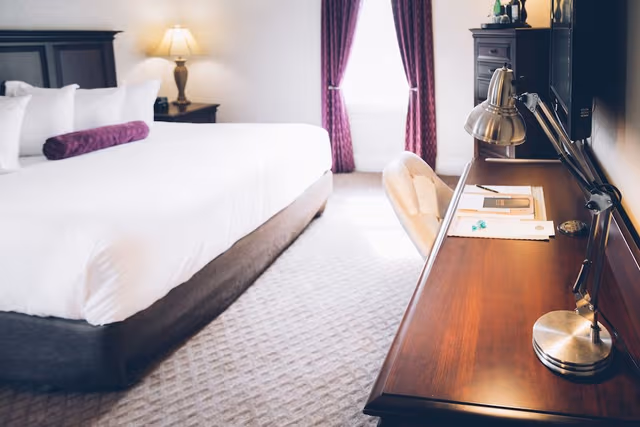 Traditional Room, 1 King Bed