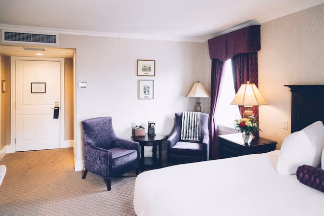 Traditional Room, 1 King Bed