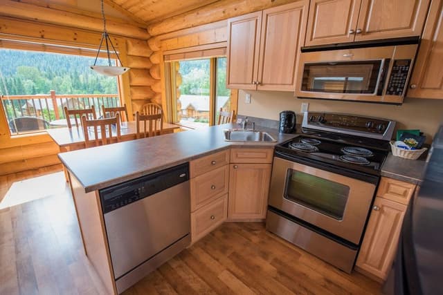 Two-Bedroom Log Home