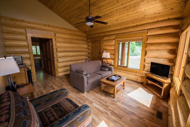 One-Bedroom Log Suite