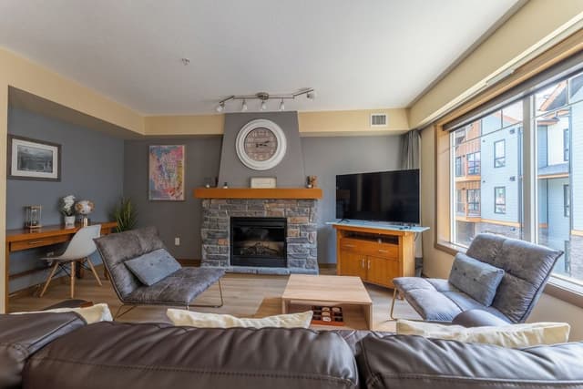 CP # 4210 Two Bedroom + Den, Two story