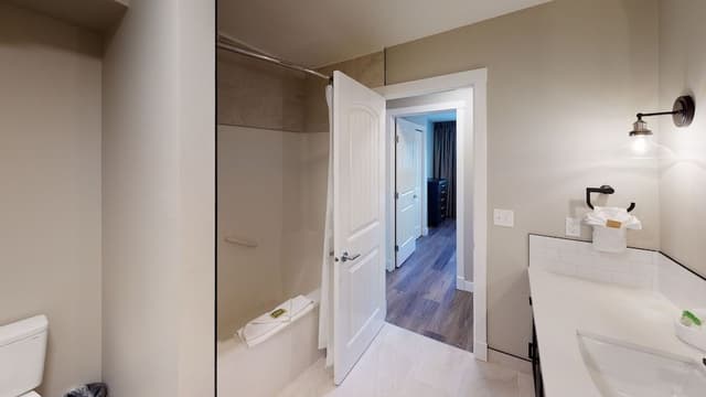 CP # 4208 Two Bedroom + Den, Two story