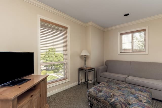 Three Bedroom Townhome, Beach Front