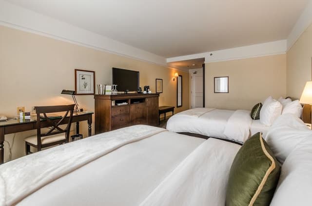 Classic Room, 2 Queen Beds