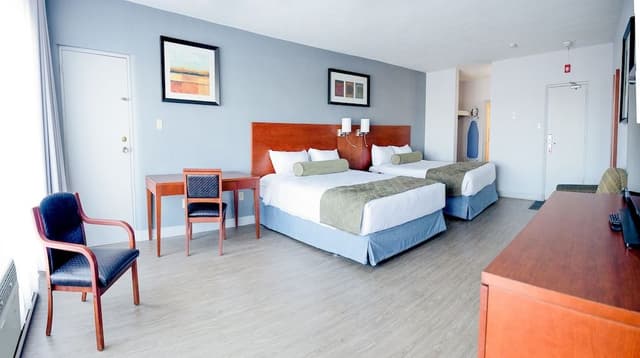 Deluxe Room, 2 Double Beds, Non Smoking