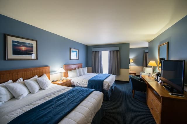 Standard Room, 2 Queen Beds, Non Smoking