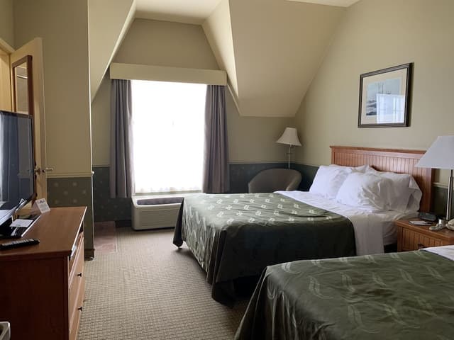 Standard Room, 2 Queen Beds, Non Smoking