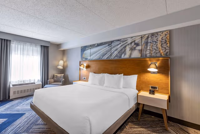 Room, 1 King Bed, Non Smoking