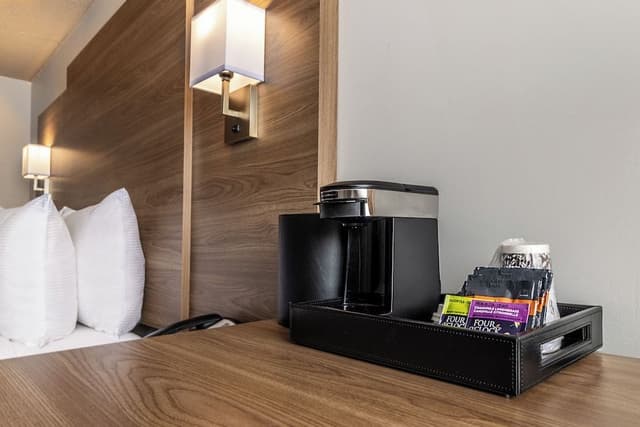 Room, 1 King Bed with Sofa bed, Balcony
