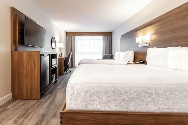 Two Queen Beds (No View)