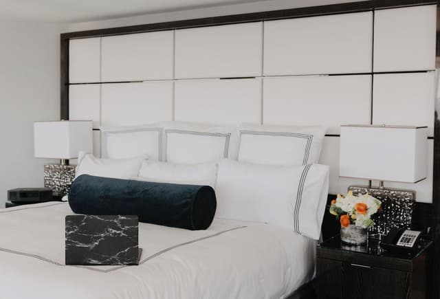 Pacific Club, Suite, 1 King Bed with Sofa bed, City View