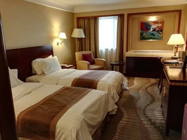 Business King Bed Room