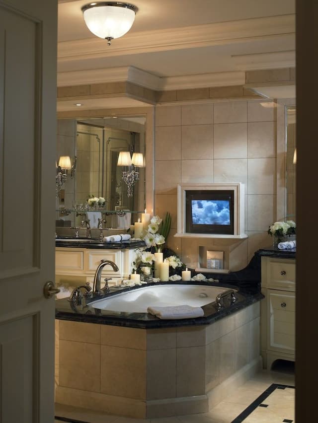 Club Suite, 1 Bedroom (Carlton)