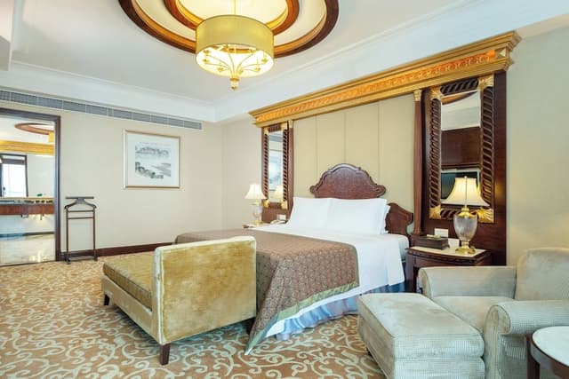 Business Room