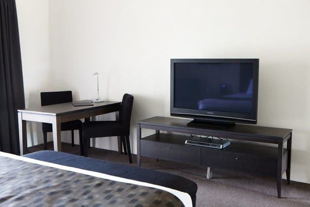 King Spa Suite