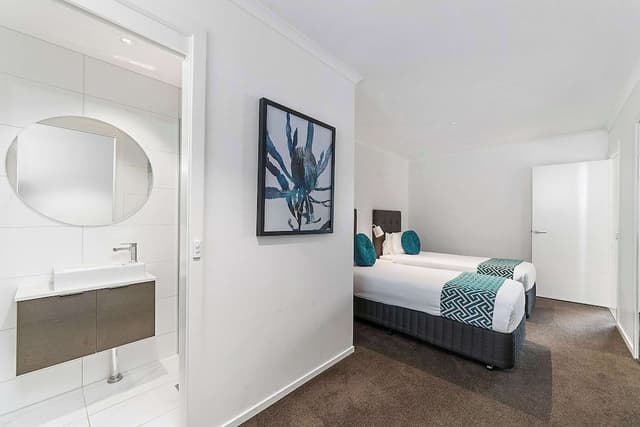 Suite, Multiple Beds, Non Smoking