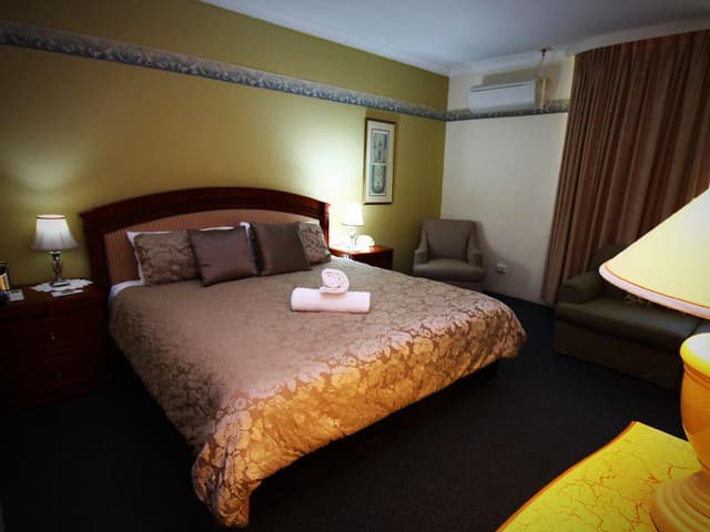Superior King Room
