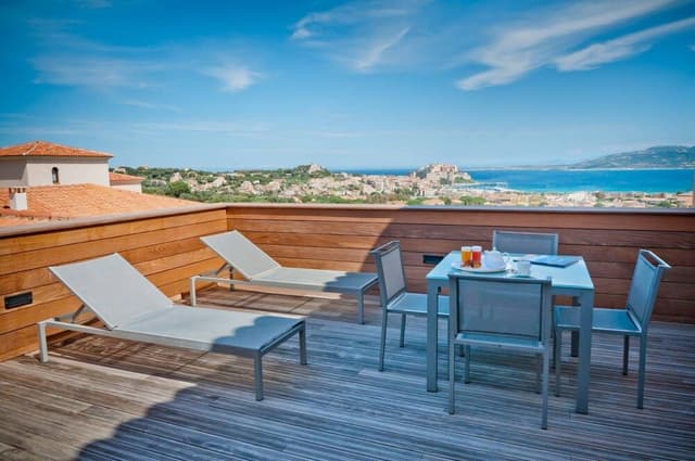 Suite 2 Chambres 2 Salles de bain vue mer