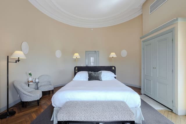 Rotunda Room (Wine tasting included)