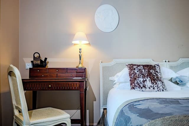 Executive Room (Wine tasting included)