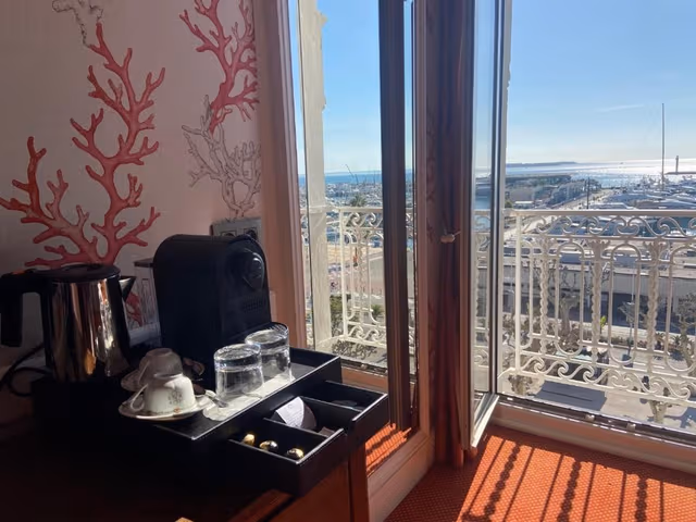 Suite with sea view (CHAMBRES-COMMUNICANTES)