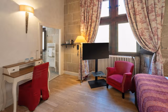Standard Room, 1 King Bed, Non Smoking