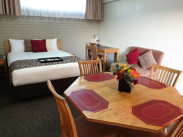 Standard Apartment, Multiple Beds, Non Smoking, Kitchenette (Walk-in Shower)