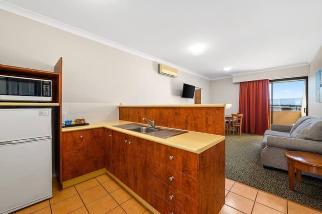 Standard Room, 1 King Bed with Sofa bed, Non Smoking