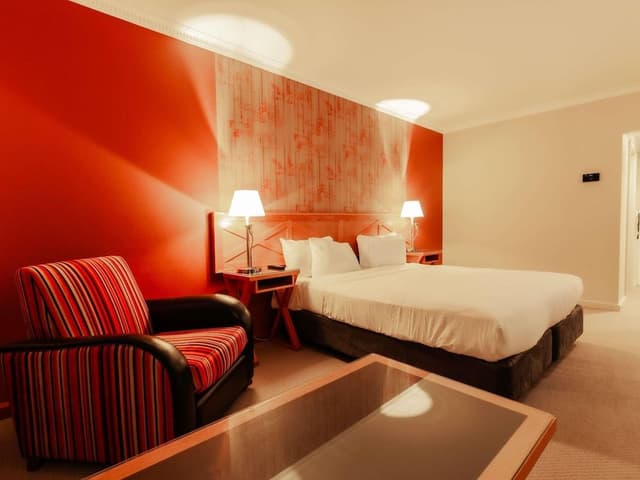 Classic Room, 1 King Bed