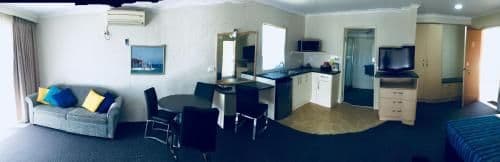 Deluxe Family Room