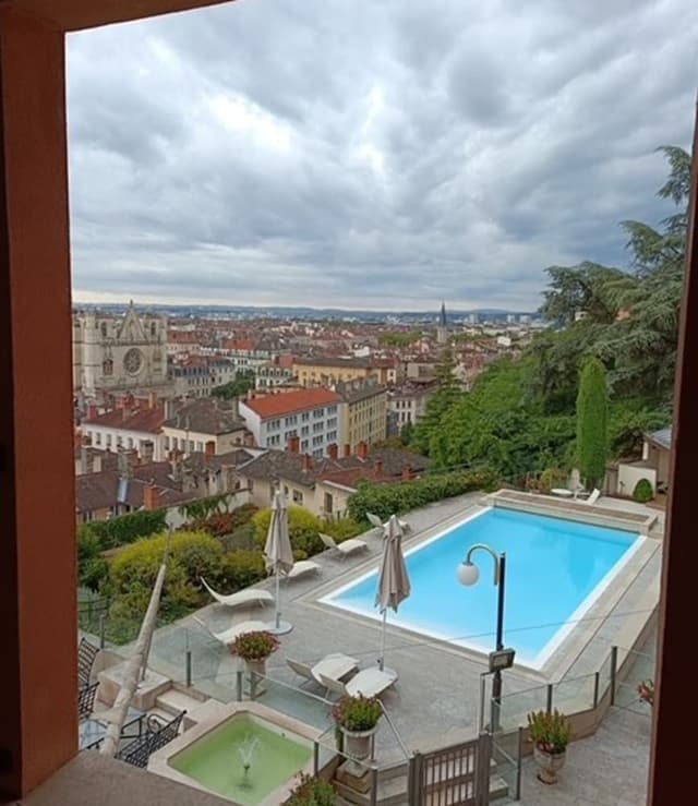 Junior Suite, Pool View