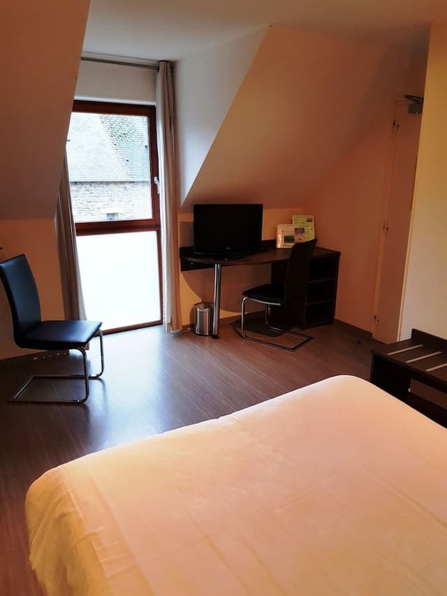 Standard double room