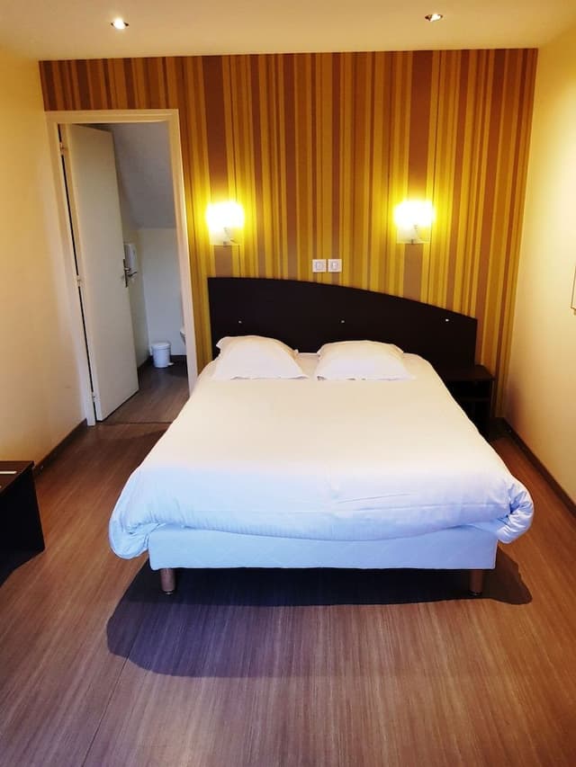 Standard double room