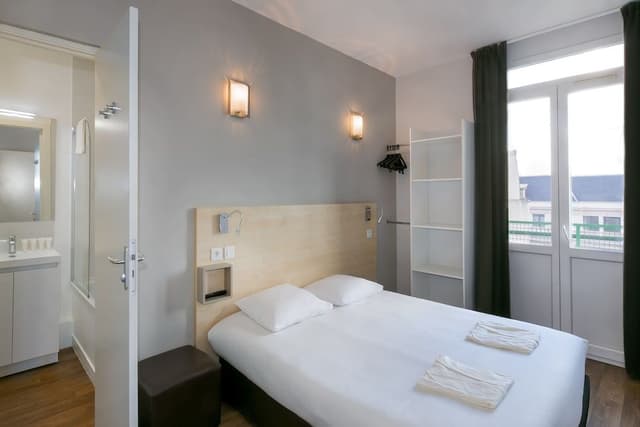 Suite (Privilege)