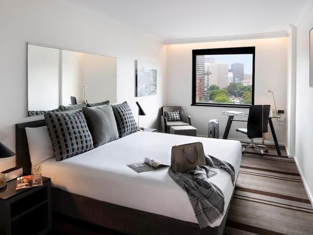 Superior Room, 1 King Bed, City View