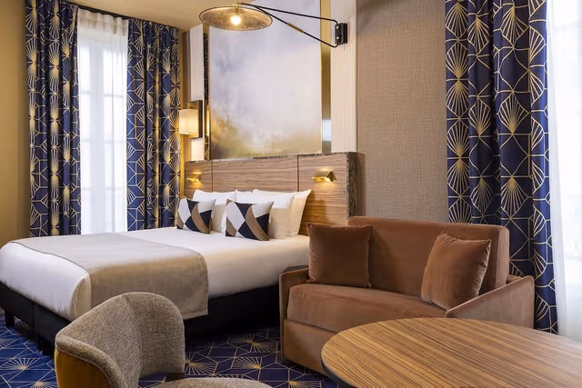 Triple Room