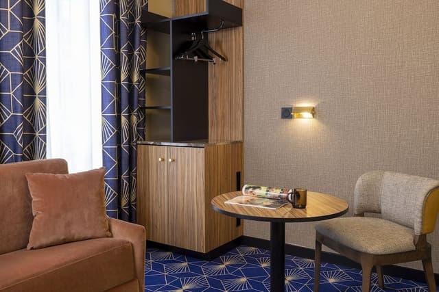 Suite