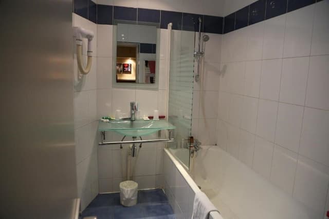Double Room courtesy