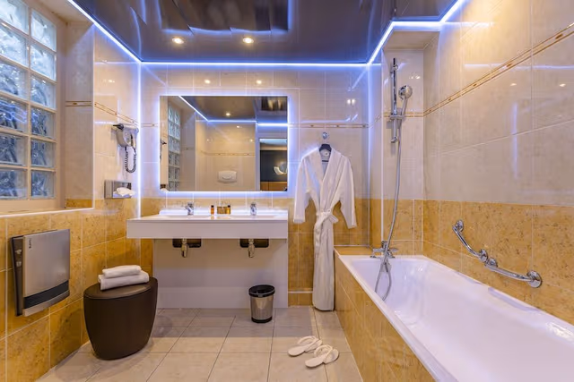Junior Suite (access to the pool and gym)