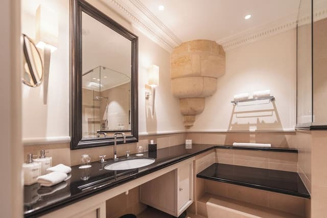 Superior Room (avec douche, Maison de Village)